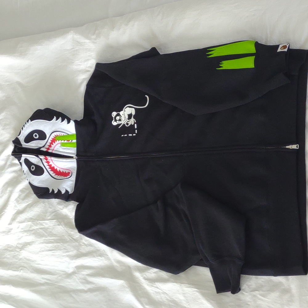 A Bathing Ape Panda Hoodie Sz. XL NWT